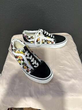 Vans Old Skool Checkerboard Floral Sneakers